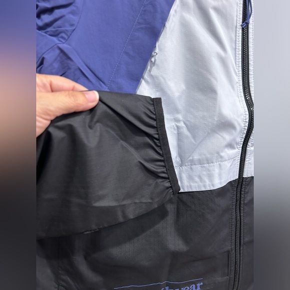 The North Face Women's Large Trailwear Wind Whistle Jacket NWT Purple Black - Picture 3 of 16